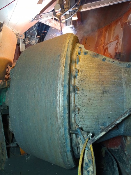 Rebuilt And Hard-facing Raw Mill Rollers(VRM) img 5